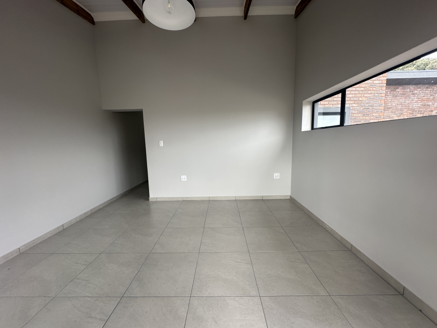 3 Bedroom Property for Sale in Fraaiuitsig Western Cape